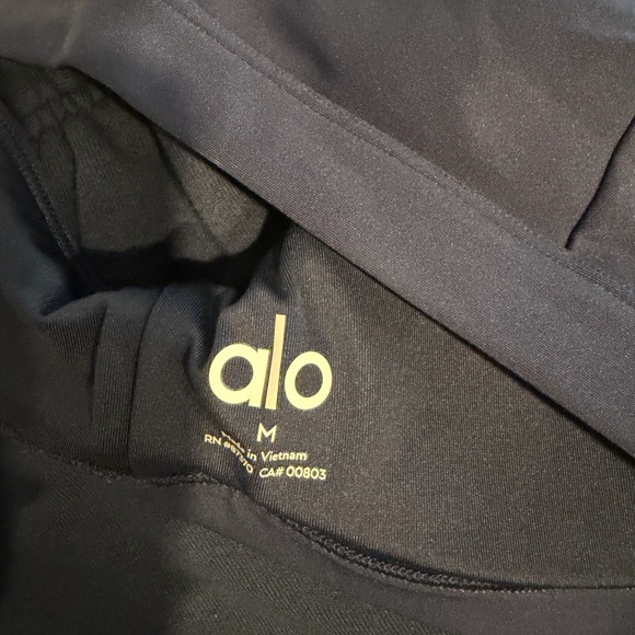 Alo Airlift Intrigue Bra, True Navy, Size M - Picture 5 of 5